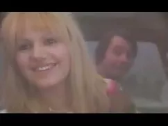 Ragazza-ragazza pelo ...