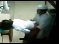 Ragazza troia video  ...